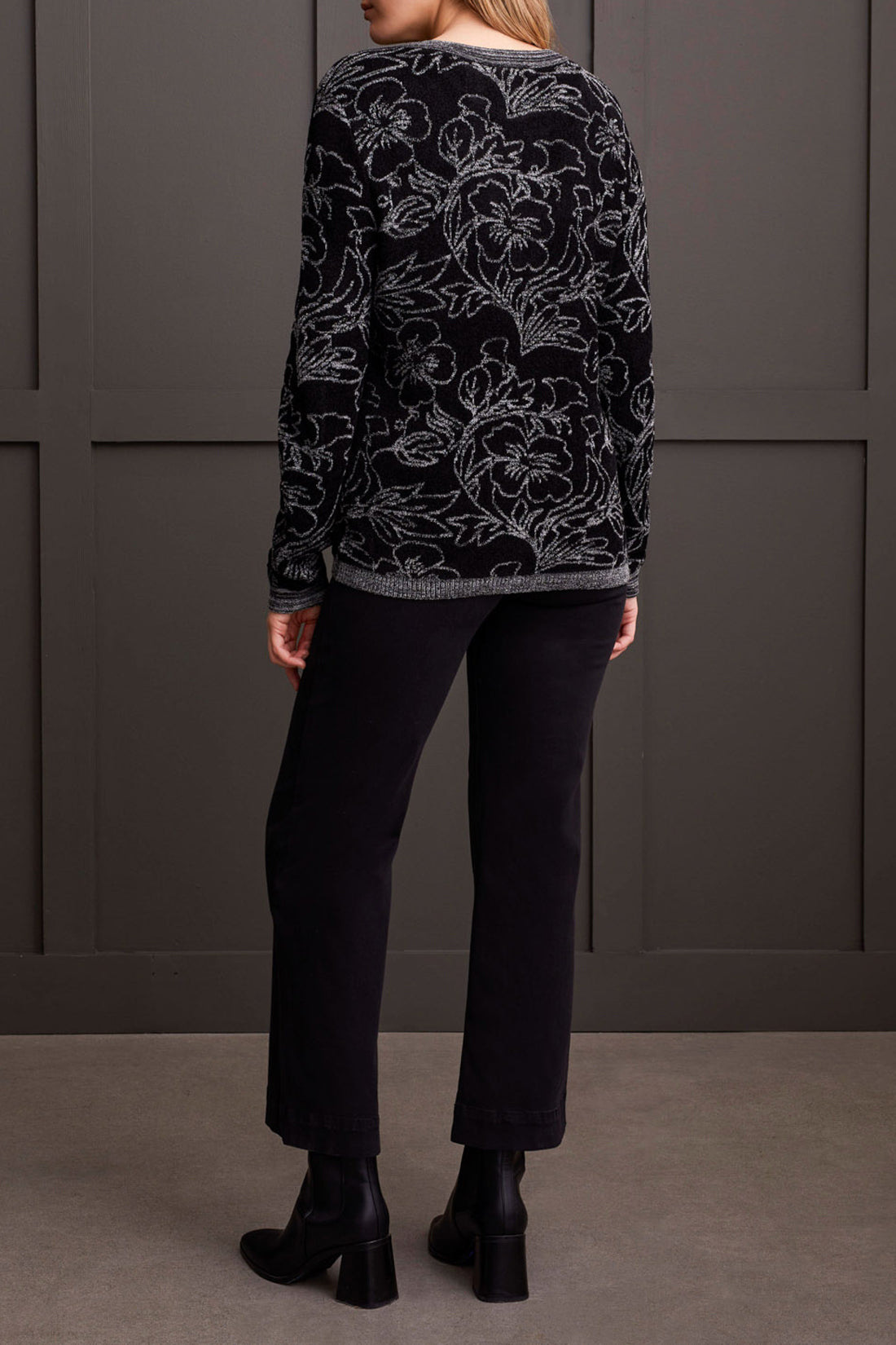 L/s Scoop Neck Sweater 1958O - Black