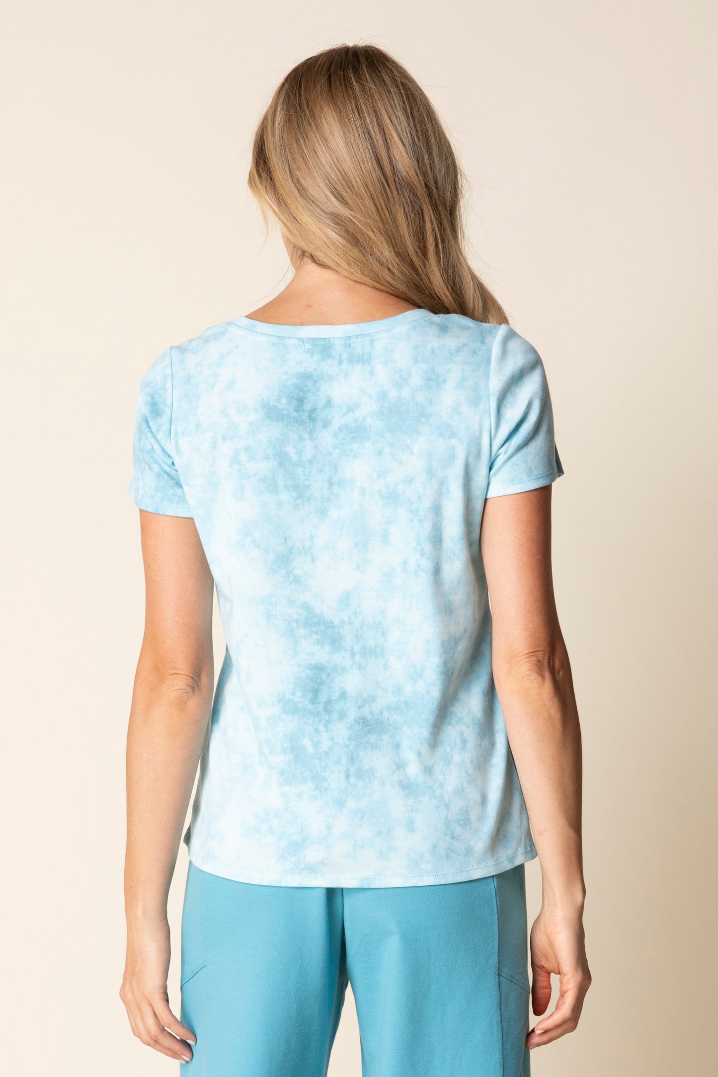 Dewdrop Everyday Short Sleeve Tee