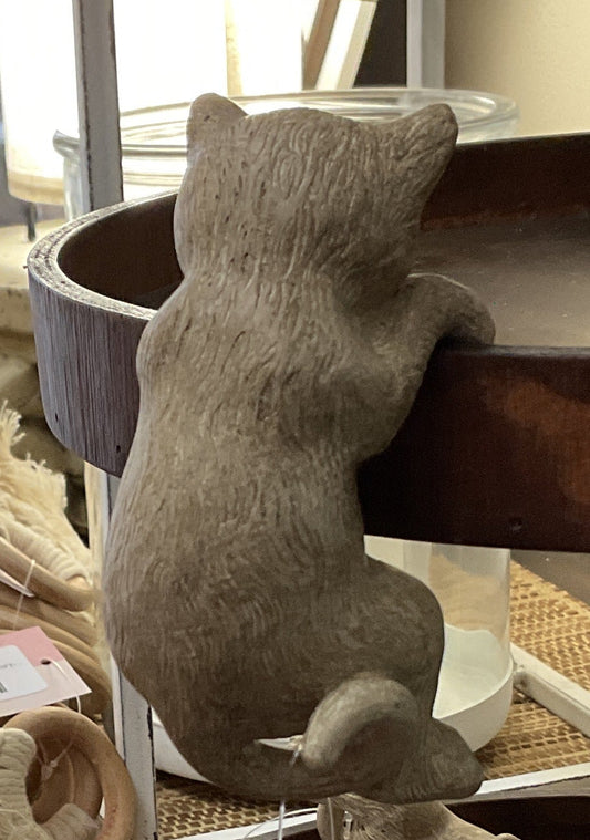 Hanging Cat Antique White