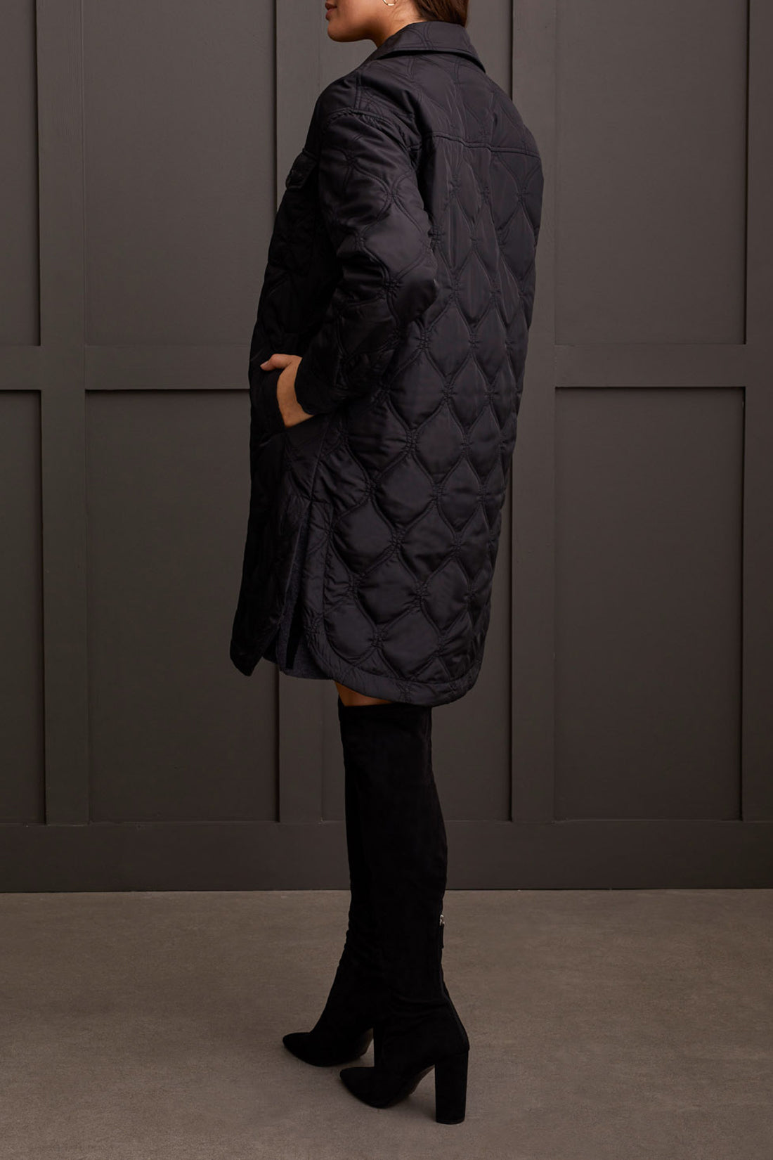 Long Quilted Jacket 5576O- Black