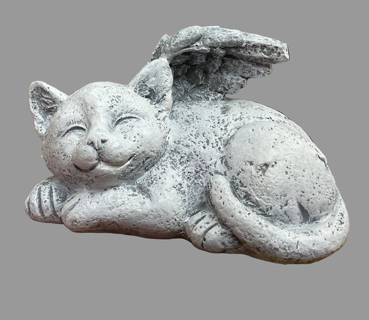 Resin Cat with Wings - 15866