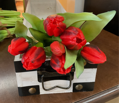 12” Fresh Touch Tulip - Red