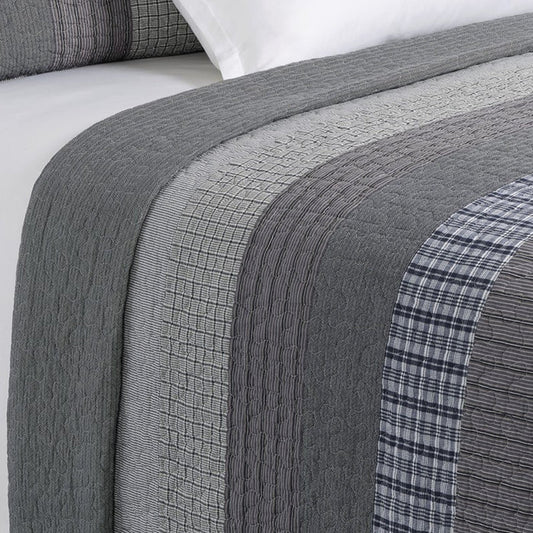 Edward Striped Reversible Quilt QUEEN