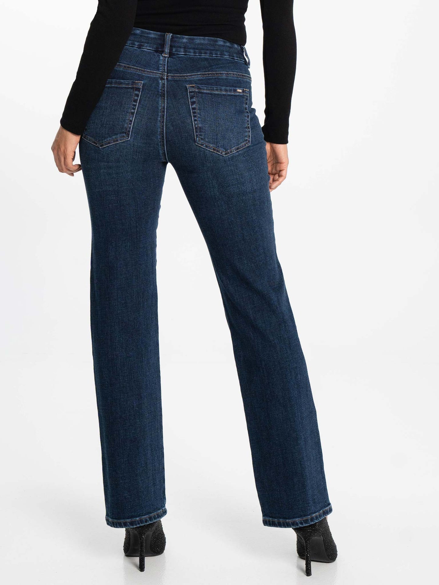 MADDIE - MID HIGH WAIST / PULL ON / STRAIGHT LEG