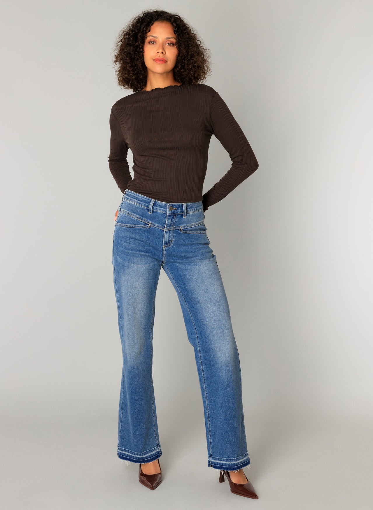 Cristina Vintage Wash Jeans 32" Length