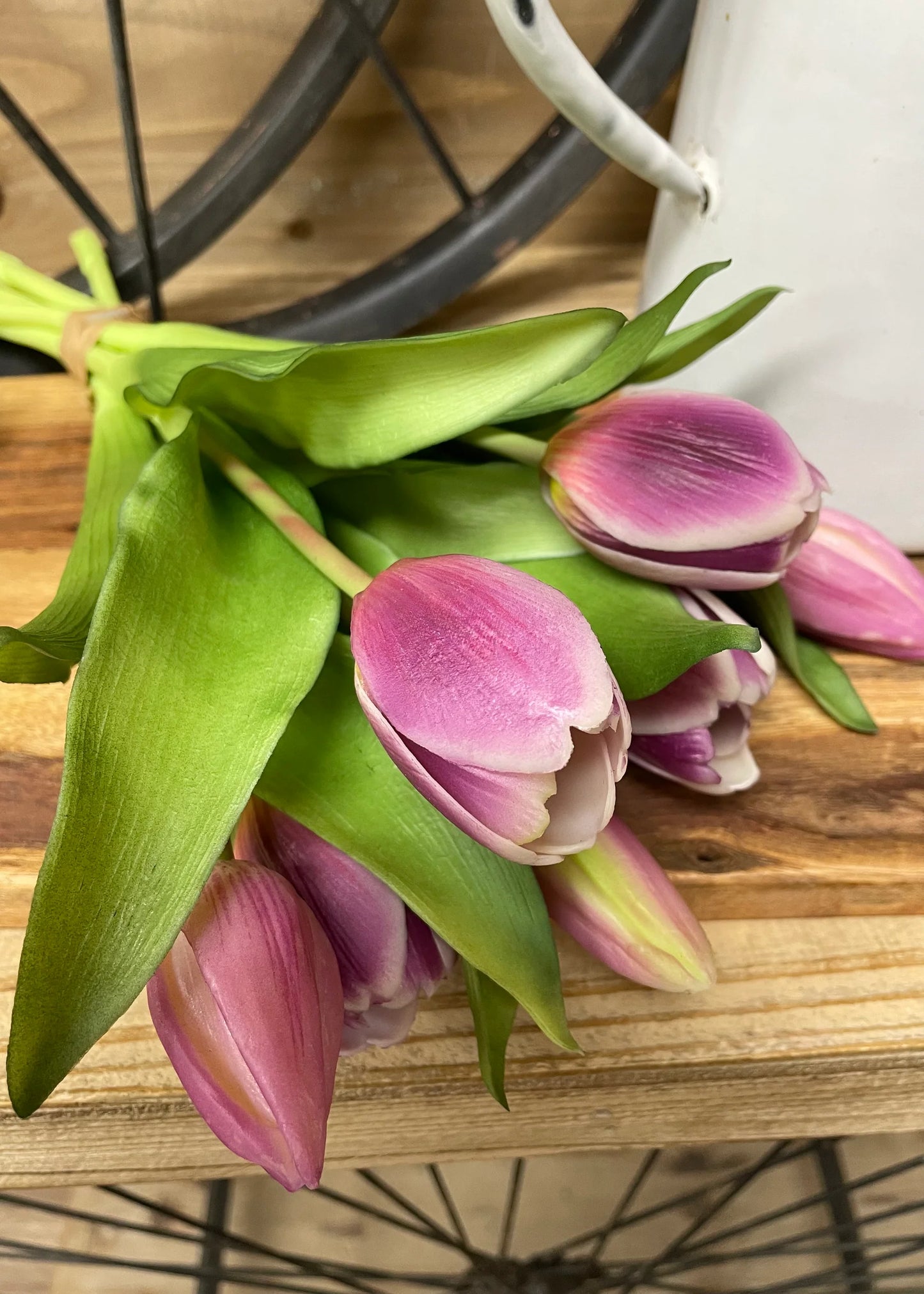 12” Fresh Touch Tulip Bundle - Dynasty Lavender White