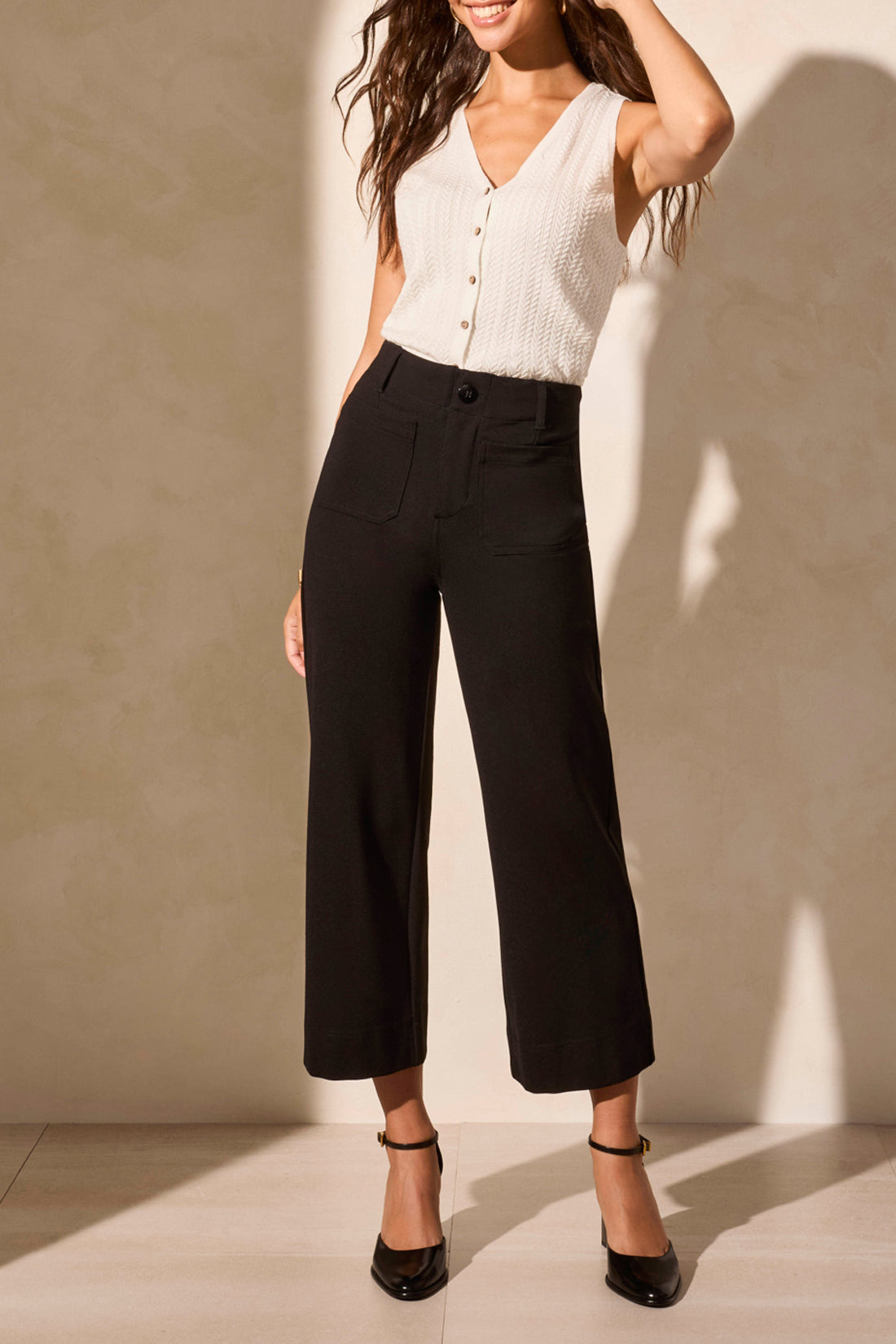 High Rise Fly Front Capri with Pockets 2221O-Black